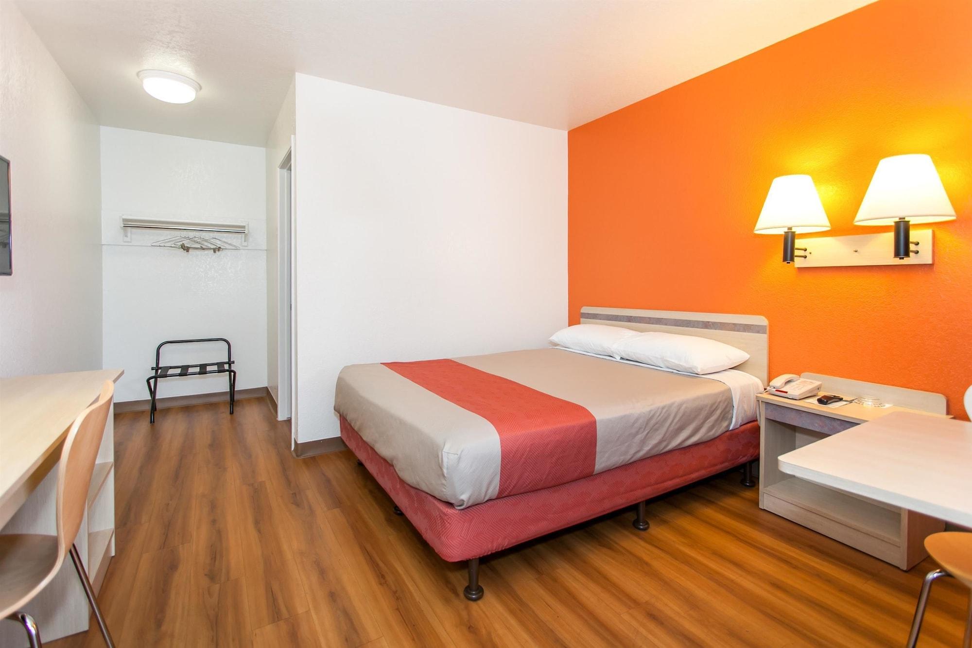 Motel 6-Rosemead, Ca - Los Angeles Bagian luar foto